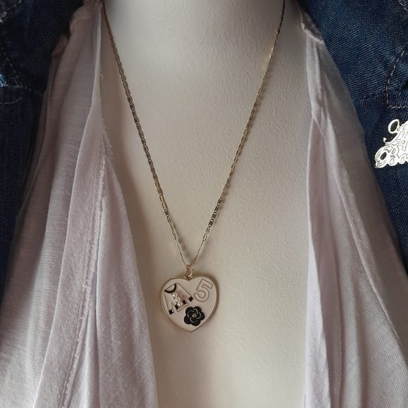 Heart-Shaped 2pc Mini Fashion Pendant Charms - Perfect for DIY - Picture 4 of 8